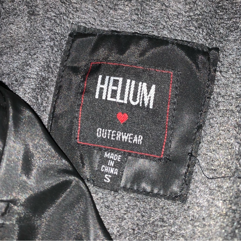 Helium jacket - Picture 2 of 2